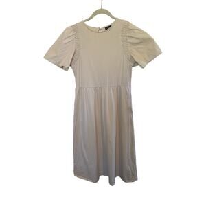 Who What Wear Beige Short Sleeve Dress Size Medium Cottage Pockets Minimalist